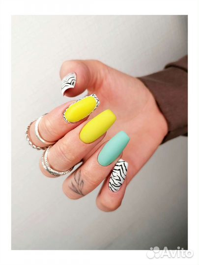 Маникюр, педикюр