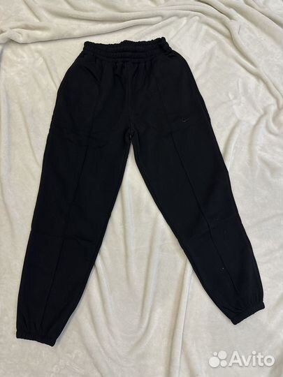 Женский спортивный костюм nike