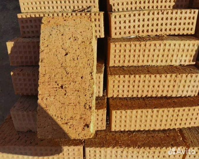 Кирпич рядовой полнотелый