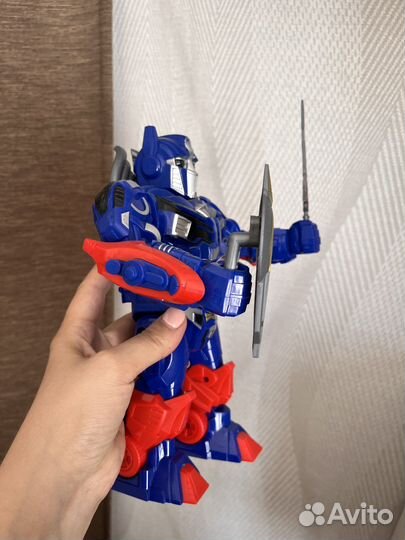 Новый робот