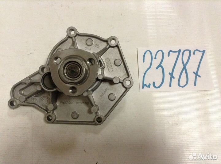 Porsche Cayenne помпа водяной насос