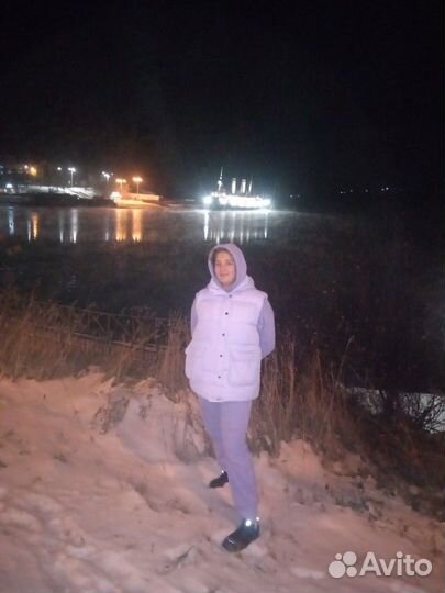 Официантка