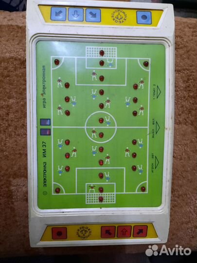 Электронная игра футбол