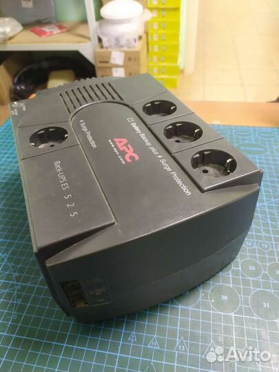 Источник бесперебойного питания (ибп) Ippon, APC