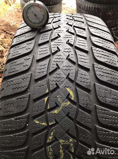 Goodyear UltraGrip Performance 2 235/45 R17