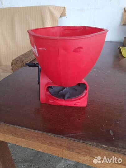 Ручной дозатор