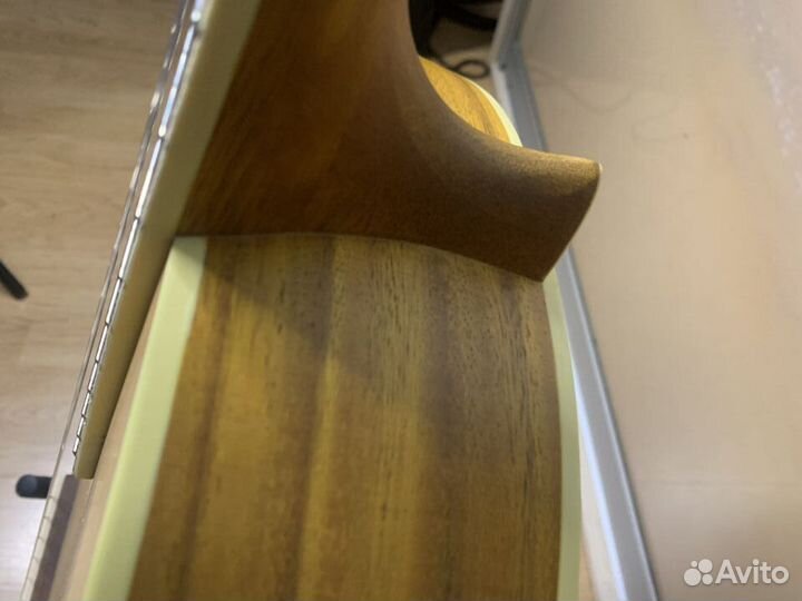 Классическая гитара из ели (Индонезия)