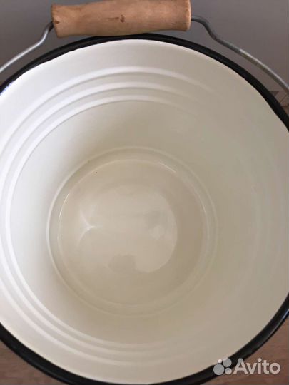 Новое ведро эмалированное с крышкой СССР