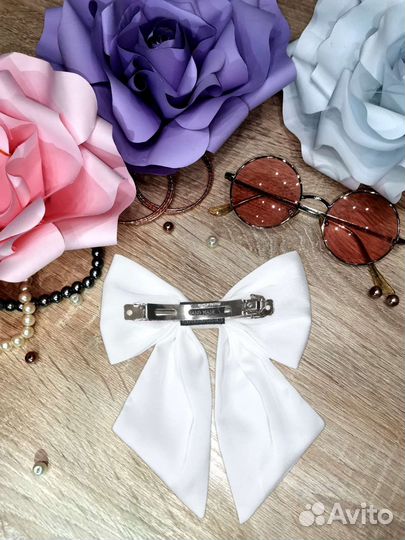 Бант для волос на заколке