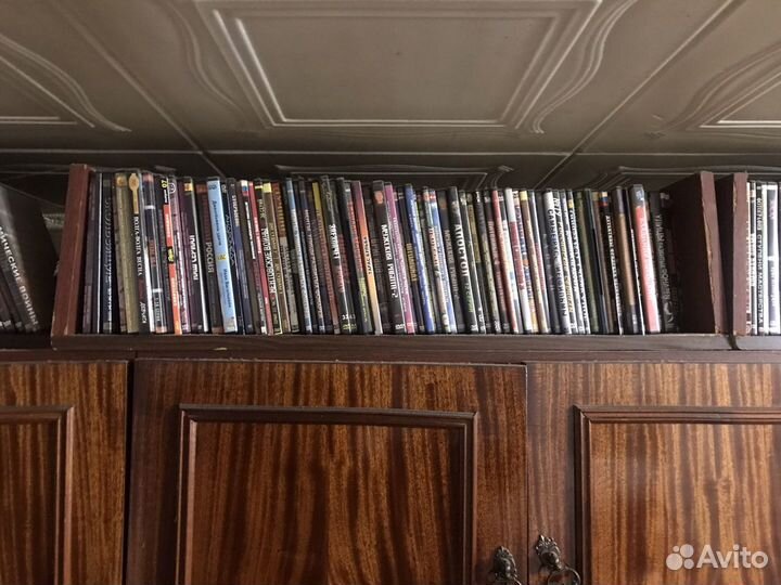 Dvd диски с фильмами и мультфильмами