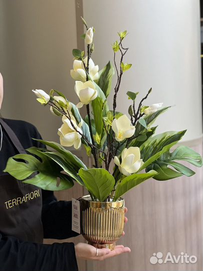 Интерьерная композиция искусственные цветы