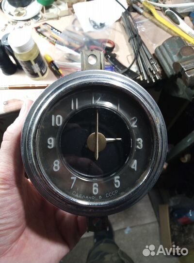 Часы на 21 Волгу