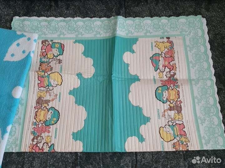 Одеялко и клеенка в кроватку