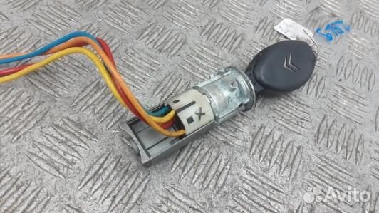 Замок зажигания citroen xsara (2BL09J101)