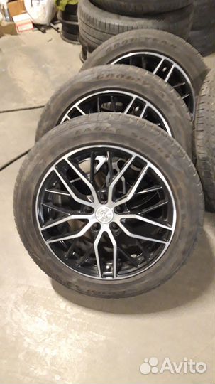 Гудиер 215.55.17 на литье 5х114.3 цо67.1 ет45 ш7