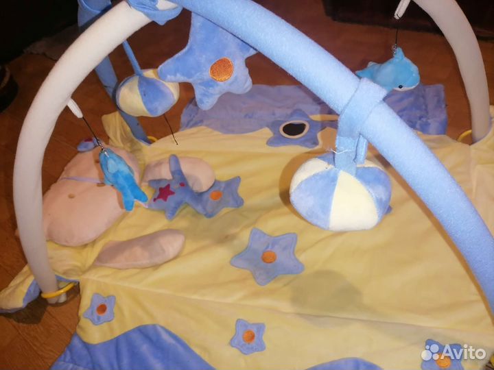 Развивающий коврик