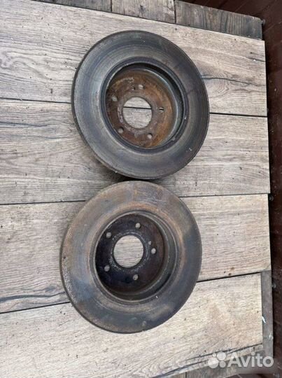 Тормозные диски заднее Mercedes-Benz W210 3.2