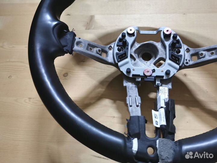 Руль спорт с подогревом BMW F15 M perfomance