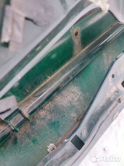 Дверь mitsubishi carisma