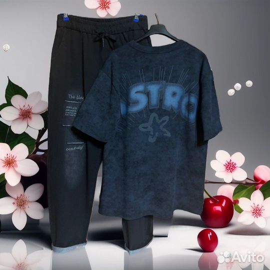 Новая футболка с пайетки 48-52 р