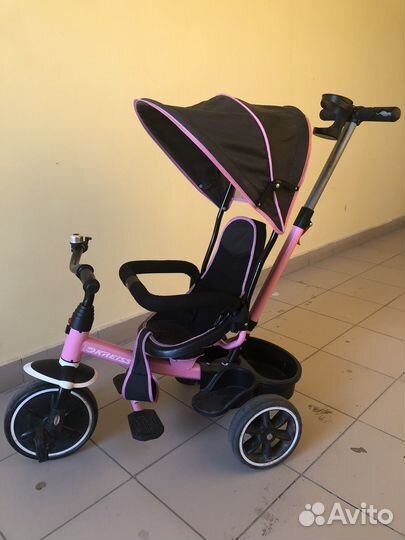 Десткий велосипед с ручкой Kriess