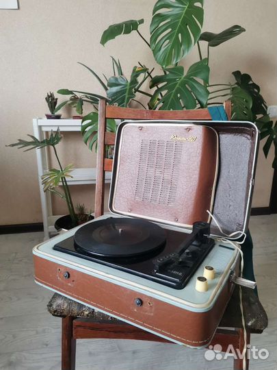 Проигрыватель винила