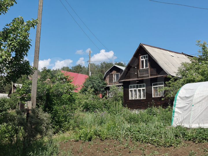 Дача 40 м² на участке 5 сот.