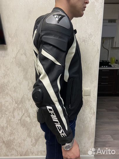 Мотокуртка dainese 52