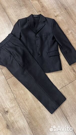 Школьный костюм