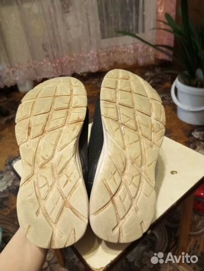 Кроссовки детские