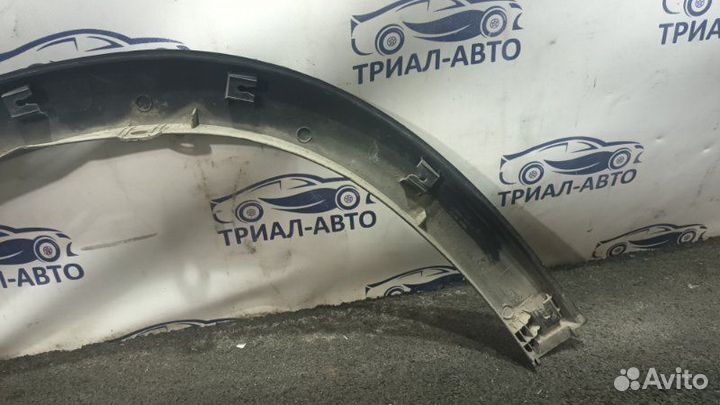 Накладка крыла задняя левая Kia Sorento XM 2.2L