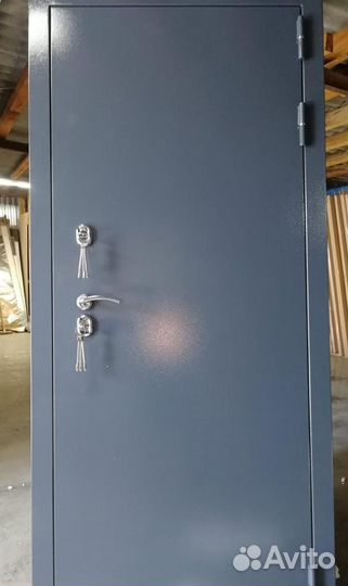 Дверь металлическая