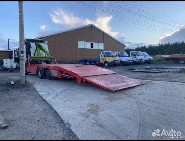 Грузовой эвакуатор, трал