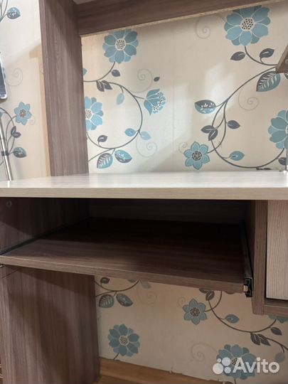 Компьютерный стол новый