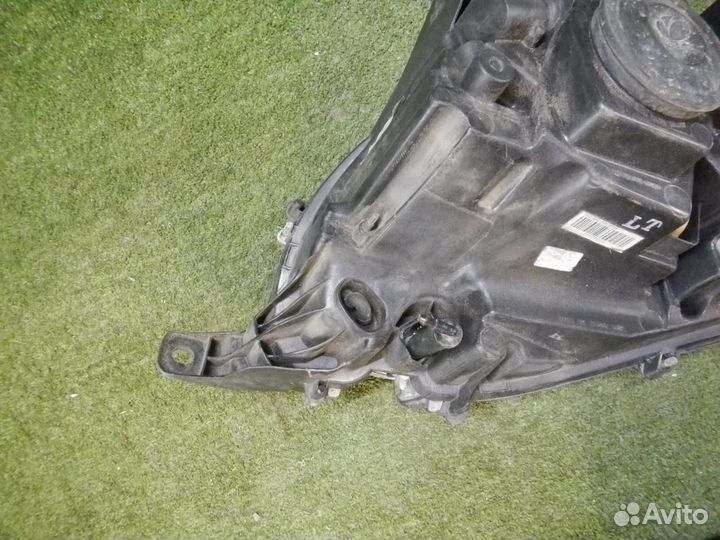 Фара правая Bentley Continental GT