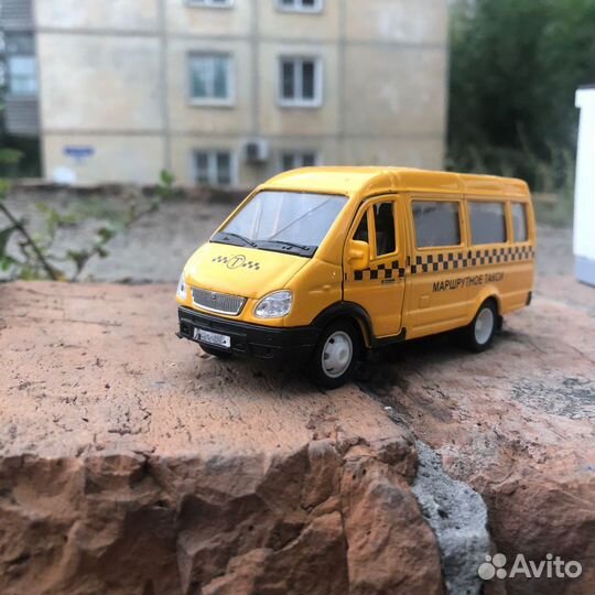 Машинки детские б/у