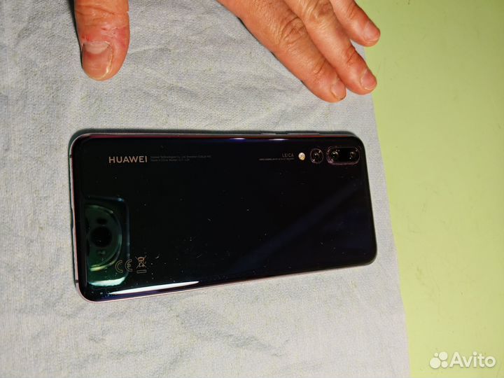 HUAWEI P20 Pro, 6/128 ГБ