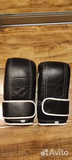 Перчатки боксерские