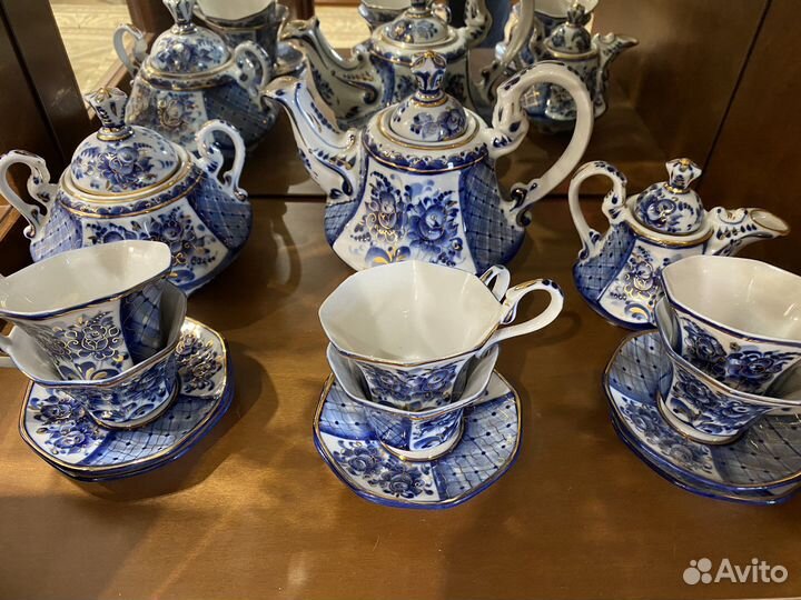 Чайный сервиз праздничный