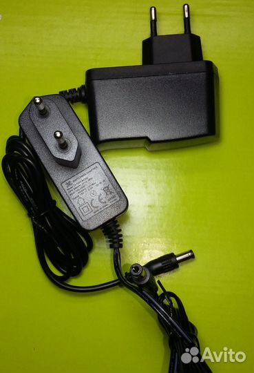 Блоки питания к Триколор и НТВ 12V и 5.2V оригинал