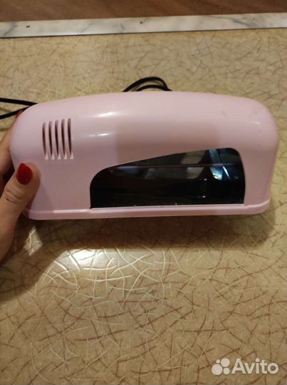 Ультрафиолетовая лампа