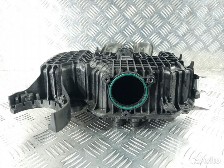 Б/У Б/У Коллектор впускной Снято с двигателя