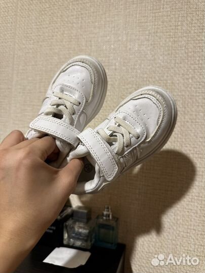 Кроссовки детские 25 размер
