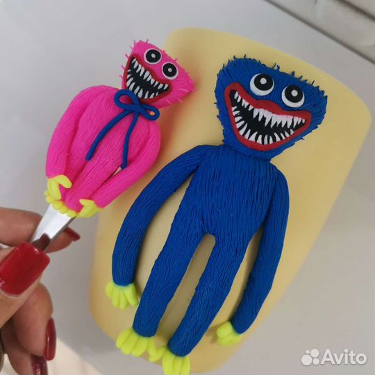 Кружка с декором из полимерной глины