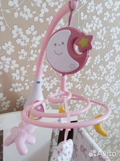 Детский мобиль в кроватку