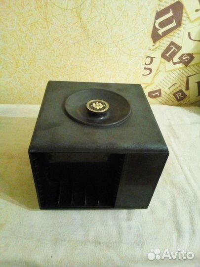 Блок для магнитофонных кассет