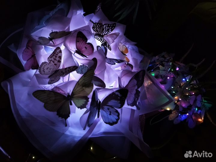Шикарный букет из бабочек