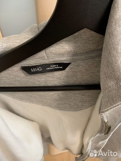 Толстовка короткая maag