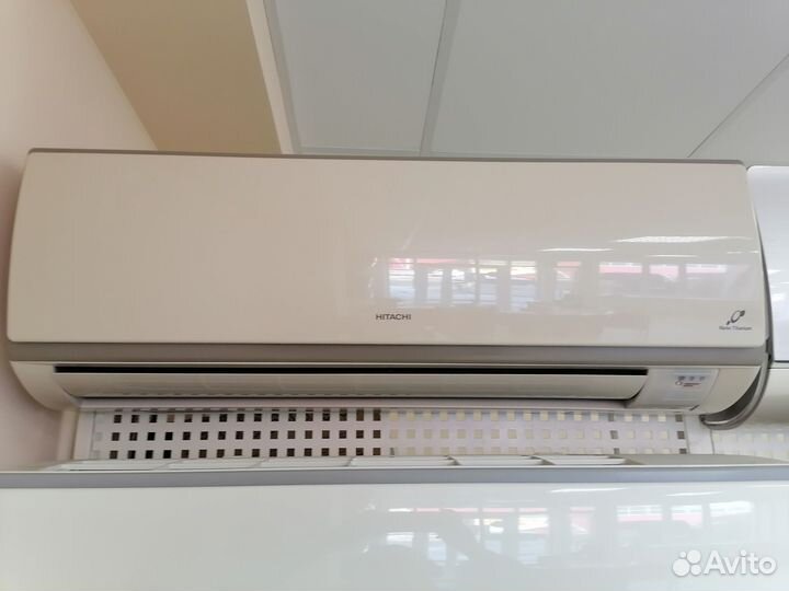 Сплит-система Hitachi RAS-10LH2/RAC-10LH1 Малайзия