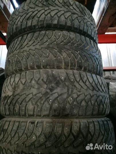Accelera Ultra 2 215/60 R16